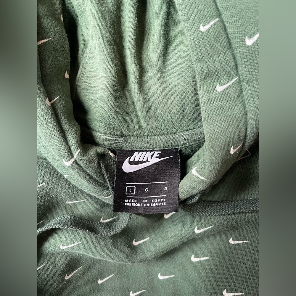 Green Mens Nike Hoodie - Picture 2 of 2